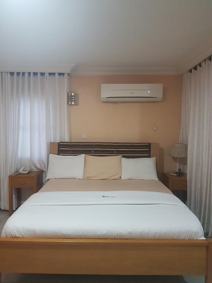 Hotel Hillside Gardens Ltd Lagos Exteriér fotografie